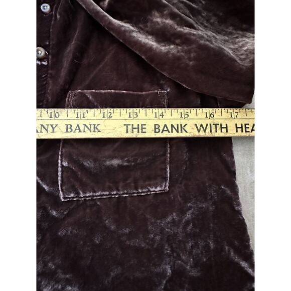 Anthropologie Pilcro Crushed Velvet Femme Buttondown Shirt Cocoa sz XXSP Brown - Picture 10 of 16